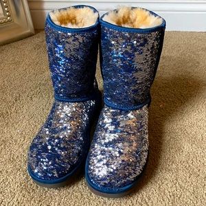 Blue/Silver Sequin UGG - women size 8